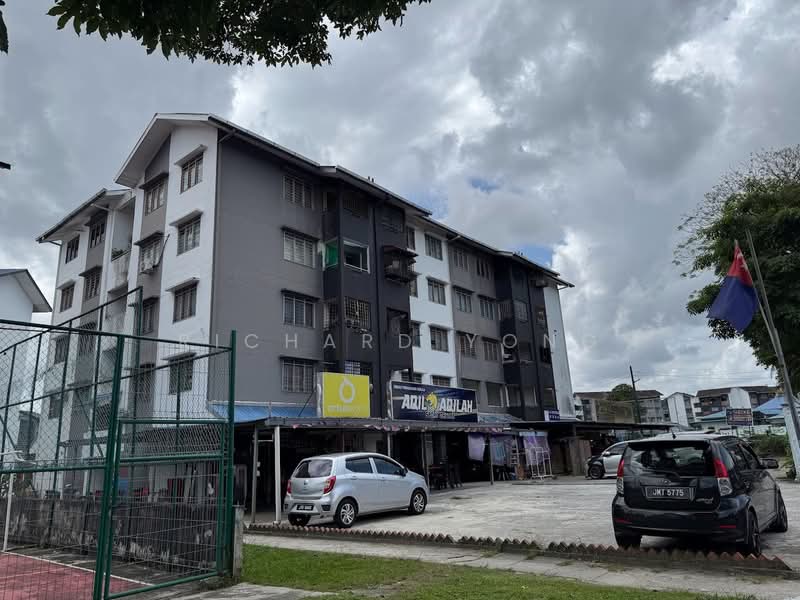 Shop for Sale in Taman Molek (Johor Bahru) - Richard Yong - Exterior - PropertyGuru.com.my