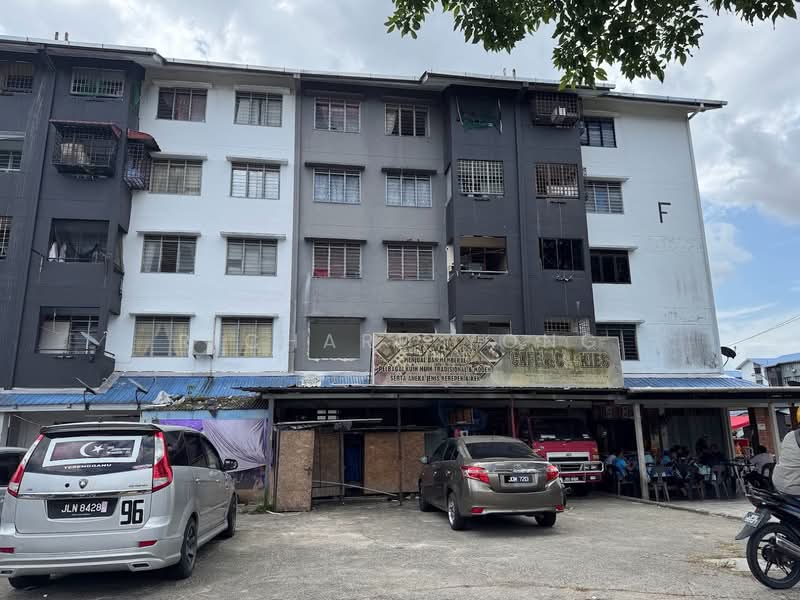 Shop for Sale in Taman Molek (Johor Bahru) - Richard Yong - Exterior - PropertyGuru.com.my