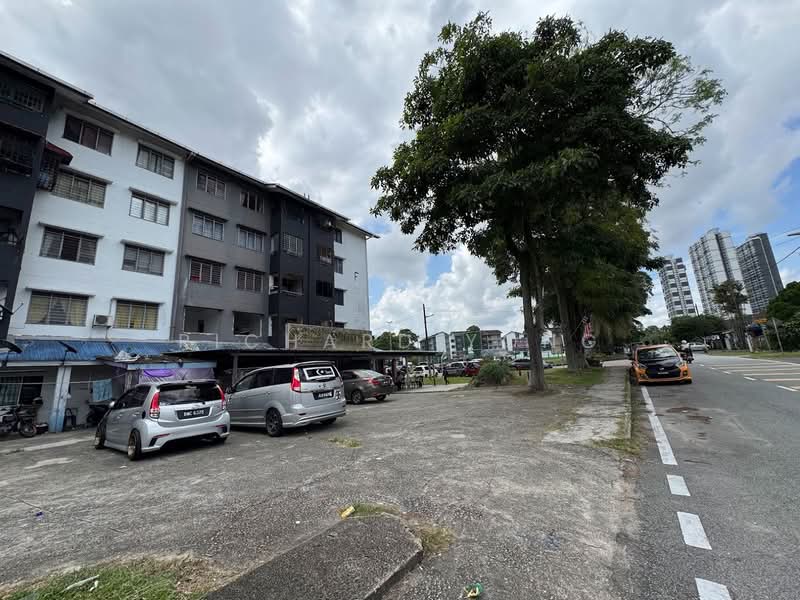 Shop for Sale in Taman Molek (Johor Bahru) - Richard Yong - Exterior - PropertyGuru.com.my