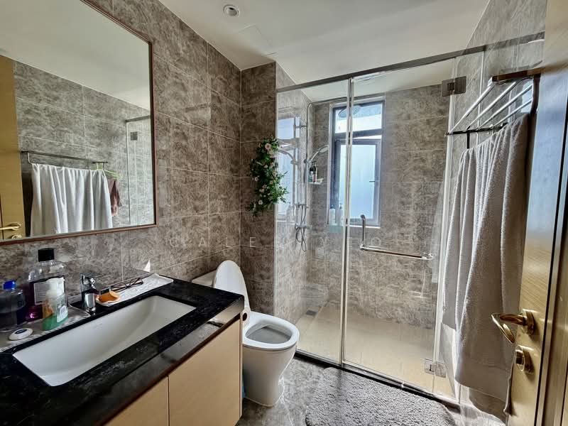 Condominium for Sale at R&F Princess Cove Phase 2-Seine Region - Caleb Yeo - Bathroom - PropertyGuru.com.my