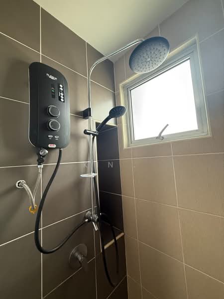 Servis Apartment untuk Disewa di Serviced Residence @ Razak City Residences (RC Residences) - Kin . - Bathroom - PropertyGuru.com.my