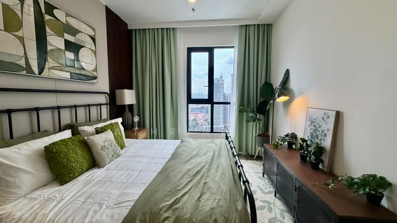 Servis Apartment untuk Dijual di SWNK Houze @ BBCC - Cathrine Lin - Bedroom - PropertyGuru.com.my