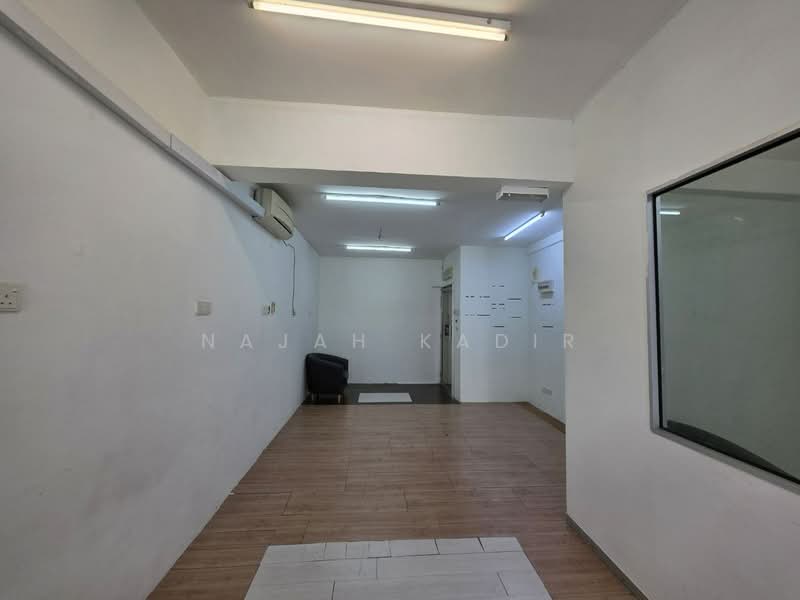 Office for Sale in Bandar Baru Bangi (Selangor) - Najah Kadir - Interior - PropertyGuru.com.my
