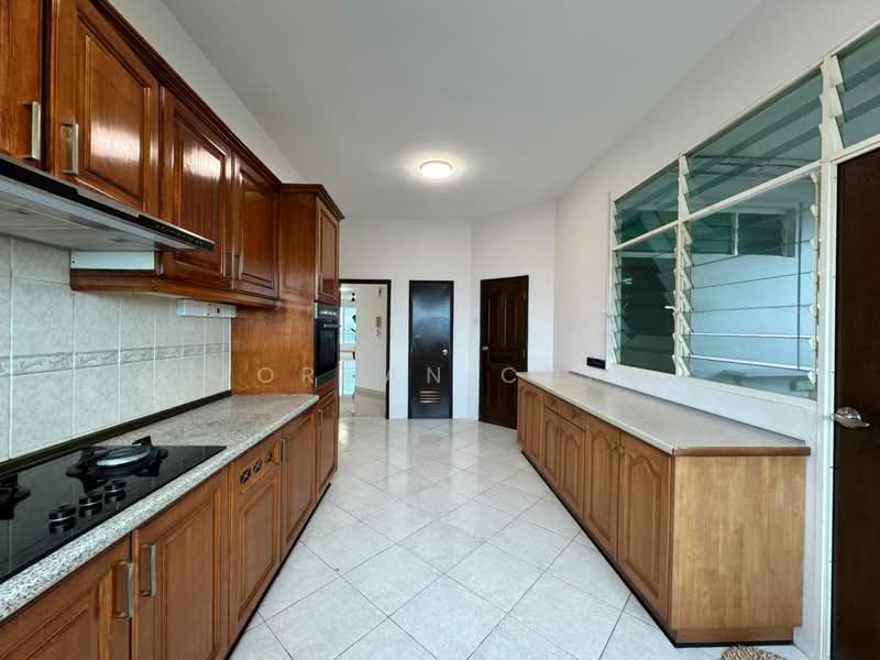 Condominium for Rent at Gurney Beach Resort - Jordan Chin - Kitchen - PropertyGuru.com.my