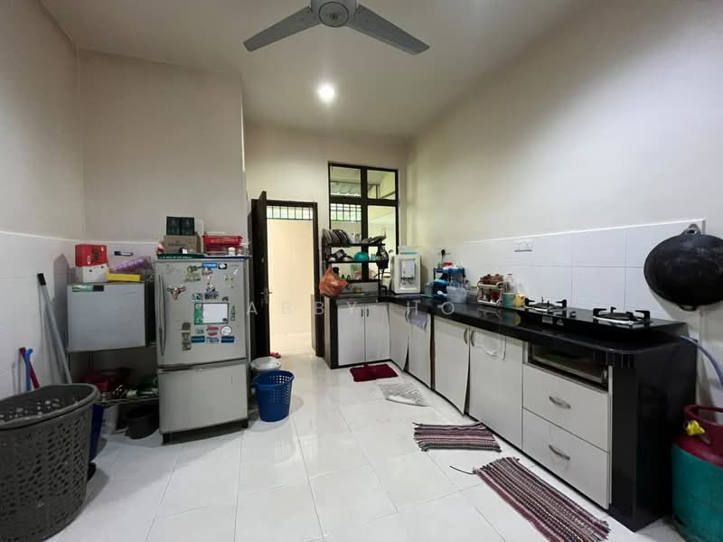 Rumah Teres 1 Tingkat untuk Dijual di Taman Rembia Perkasa (Rembia) - Abby Ho - Kitchen - PropertyGuru.com.my
