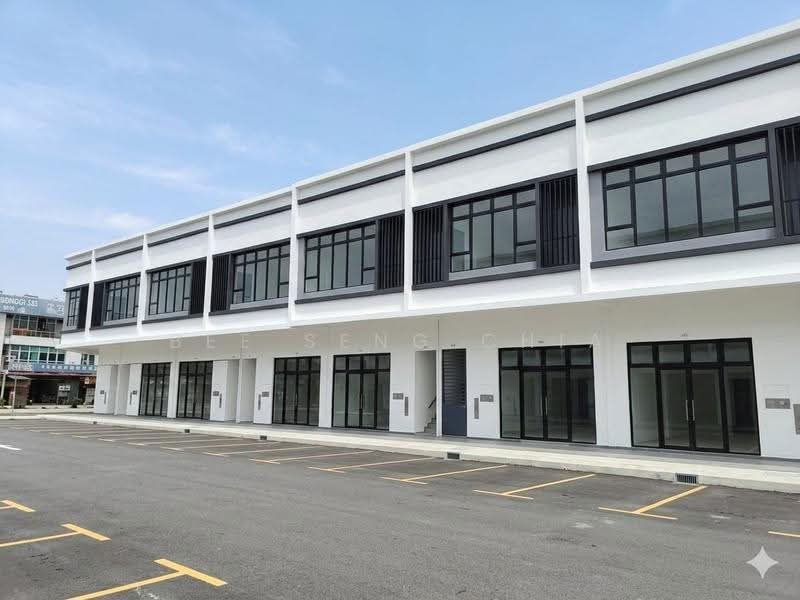 Shop / Office for Rent in Bandar Bukit Tinggi (Klang) - Adam Chia - Exterior - PropertyGuru.com.my