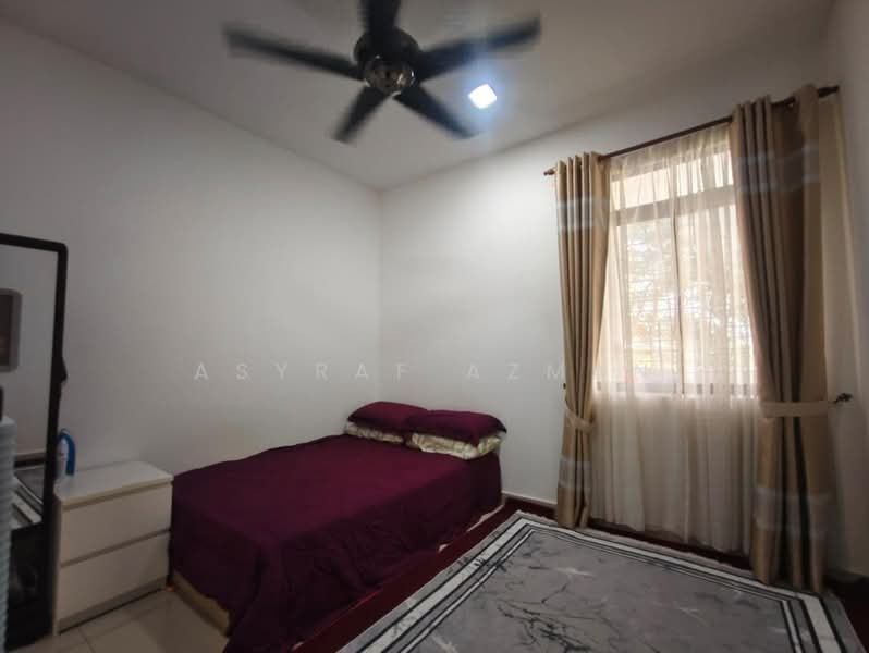 2-storey Terraced House for Rent in Cyberjaya (Selangor) - Asyraf Azman - Bedroom - PropertyGuru.com.my