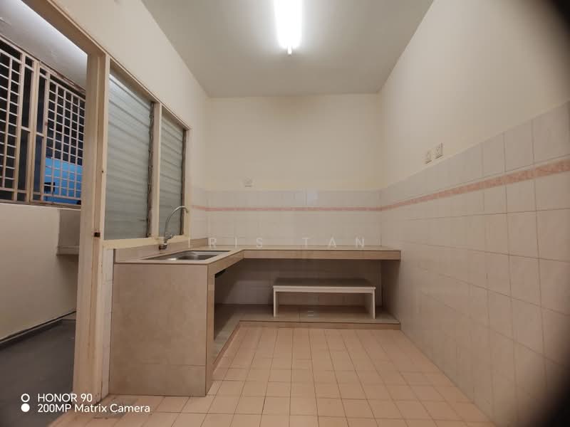 Residential Land for Sale in Puchong (Selangor) - Iris Tan - Kitchen - PropertyGuru.com.my