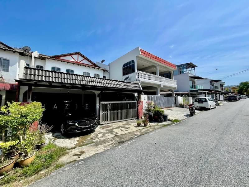 2-storey Terraced House for Sale in Batu Caves (Selangor) - Shaziery Iskandar - Exterior - PropertyGuru.com.my