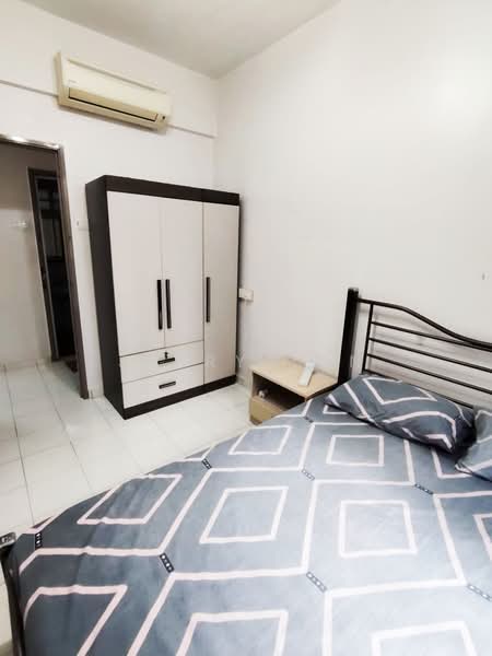 Kondominium untuk Disewa di Putra Place Condominium - Jerry Tan - Bedroom - PropertyGuru.com.my