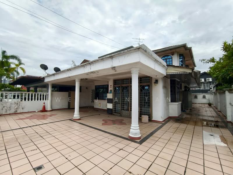 Semi-Detached House for Sale in Taman Molek (Johor Bahru) - Wei Jian Tan - Exterior - PropertyGuru.com.my
