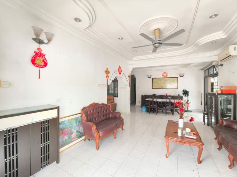 Semi-Detached House for Sale in Taman Molek (Johor Bahru) - Wei Jian Tan - Living Room - PropertyGuru.com.my