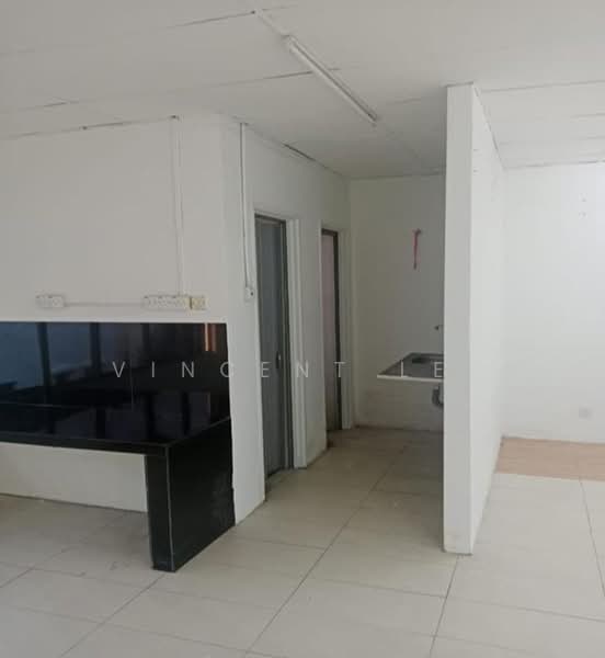 Kedai untuk Disewa di Bukit Sentosa (Rawang) - Vincent Lee - Interior - PropertyGuru.com.my