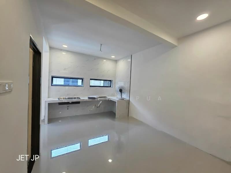 1-storey Terraced House for Sale in Taman Sentosa (Klang) - Joanne Pua - Kitchen - PropertyGuru.com.my