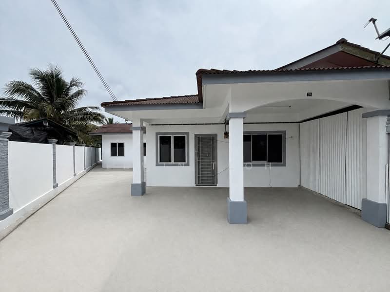 Rumah Teres 1 Tingkat untuk Dijual di Taman Sri Saujana (Kota Tinggi) - Edwin Teoh - Exterior - PropertyGuru.com.my