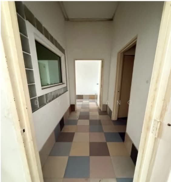 Shop / Office for Rent in Bandar Seri Putra (Bangi) - David Tang - PropertyGuru.com.my