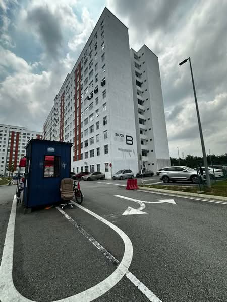 Apartment for Rent at Pangsapuri Pulai Mutiara - Thea Lai - PropertyGuru.com.my