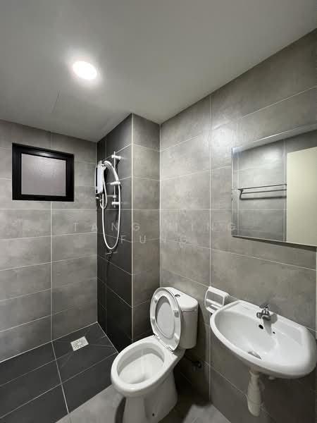 Kondominium untuk Disewa di The Olive - Tang Ming Fung - Bathroom - PropertyGuru.com.my