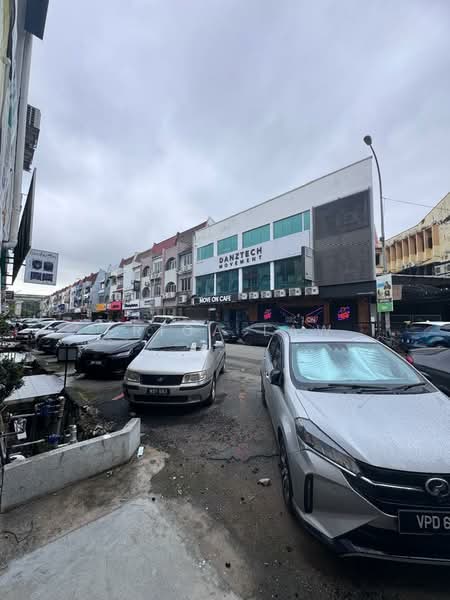 Shop for Rent in SS15 (Subang Jaya) - Erica Law - Exterior - PropertyGuru.com.my