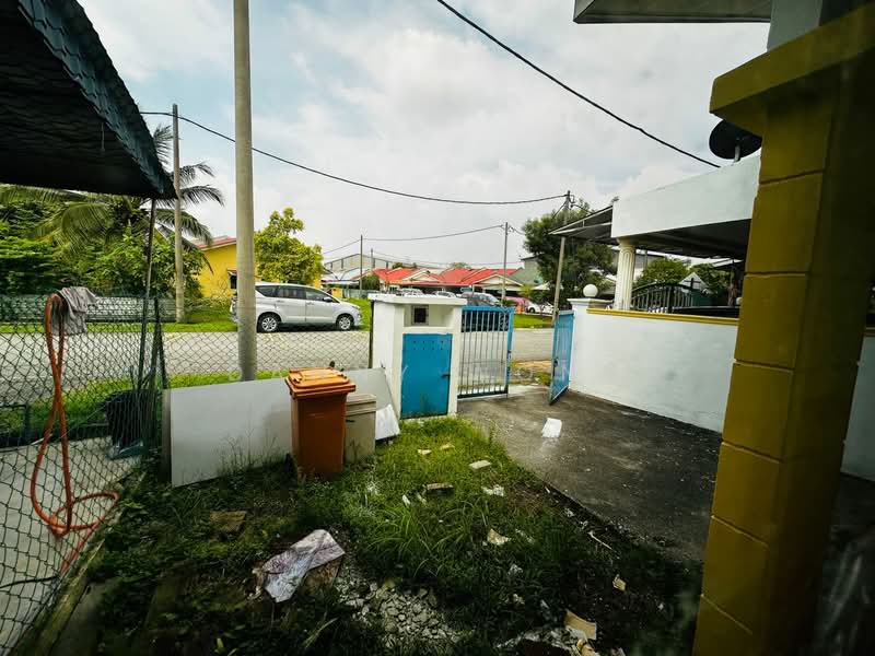 1-storey Terraced House for Sale in Desa Kuala Garing (Rawang) - Danny Wong - Exterior - PropertyGuru.com.my