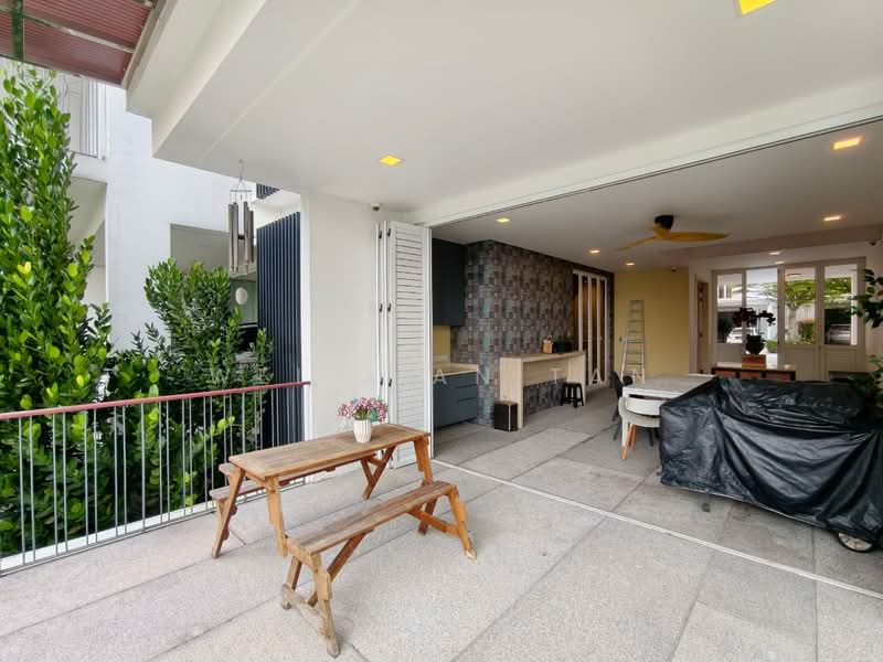 4-storey Terraced House for Sale in Johor Bahru (Johor) - Wei Jian Tan - Balcony - PropertyGuru.com.my