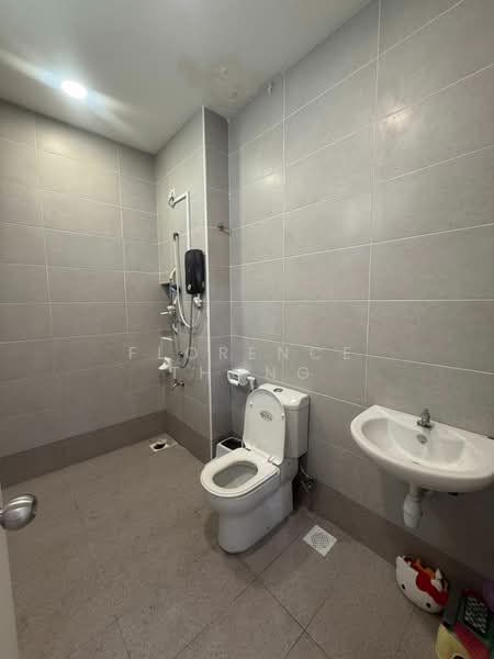 Cluster House for Rent in Bandar Cemerlang (Ulu Tiram) - Florence Thong - Bathroom - PropertyGuru.com.my