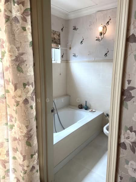 Townhouse for Sale in Sunway Damansara (Kota Damansara) - Angie Chai - Bathroom - PropertyGuru.com.my