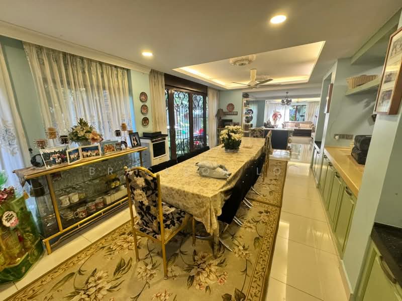 Rumah Teres 2 Tingkat untuk Dijual di Taman Melawati (Ulu Kelang) - Brackson Loh - Dining Room - PropertyGuru.com.my