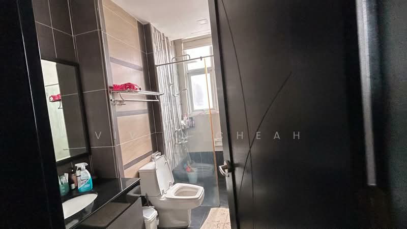 Condominium for Rent at Fettes Residence - Vivien Cheah - Bathroom - PropertyGuru.com.my