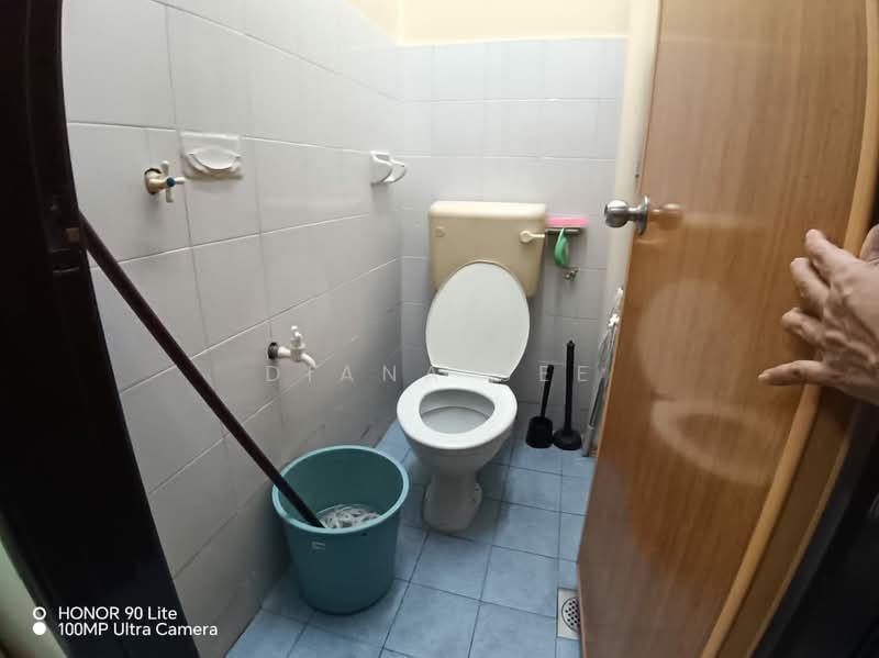 Rumah Teres 2 Tingkat untuk Dijual di Taman Teluk Gedung Indah (Klang) - Diana See - Bathroom - PropertyGuru.com.my