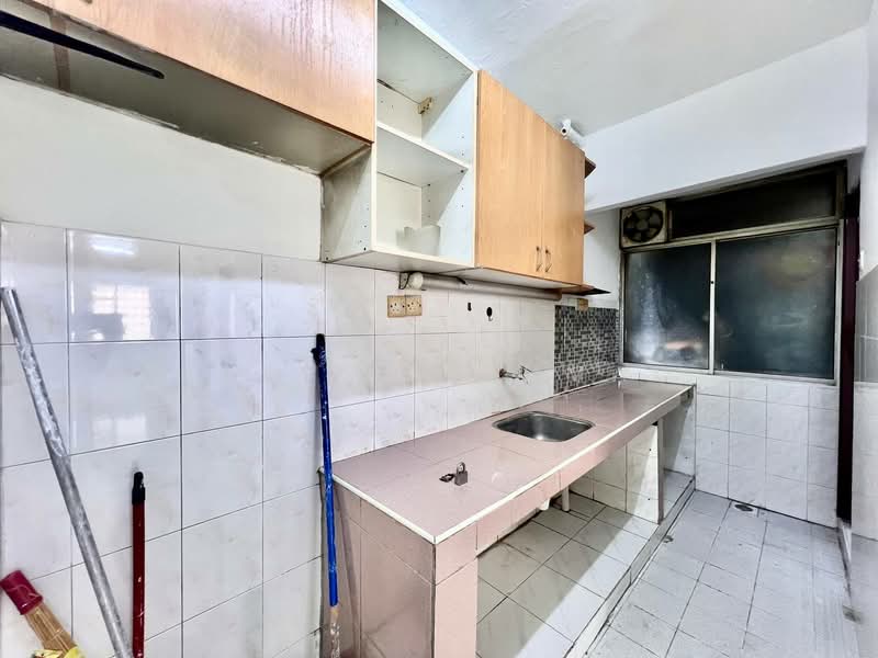 Apartment for Sale at Apartment Harmoni - Sabirin Ahmad - Kitchen - PropertyGuru.com.my