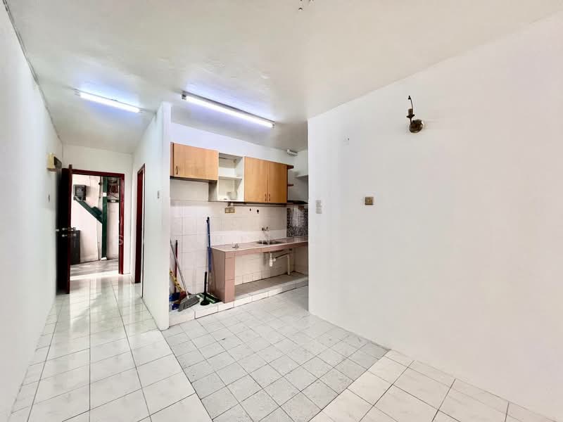 Apartment for Sale at Apartment Harmoni - Sabirin Ahmad - Kitchen - PropertyGuru.com.my