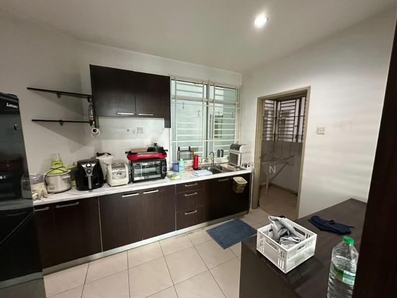 Kondominium untuk Dijual di Desa Airmas Condominium - Freddy Tan - Kitchen - PropertyGuru.com.my