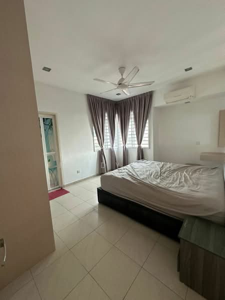Kondominium untuk Dijual di Desa Airmas Condominium - Freddy Tan - Bedroom - PropertyGuru.com.my