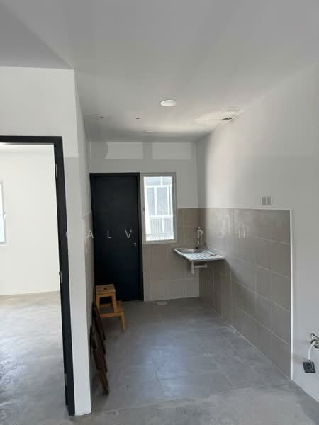 Townhouse for Rent in KL City Centre (Kuala Lumpur) - Calvin Poh - Kitchen - PropertyGuru.com.my