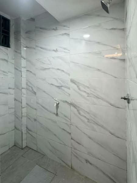 Rumah Flat untuk Dijual di Flat Taman Perling - Eric Wong - PropertyGuru.com.my