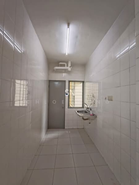 Apartment for Rent at Pangsapuri Akasia (Bandar Botanic) - Chloe Wong - Kitchen - PropertyGuru.com.my