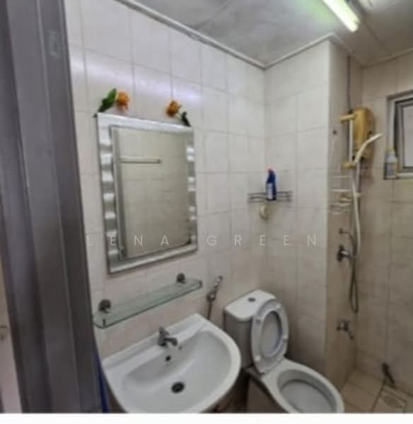 Servis Apartment untuk Disewa di Millennium Place @ Millennium Square - Lena Green - Bathroom - PropertyGuru.com.my