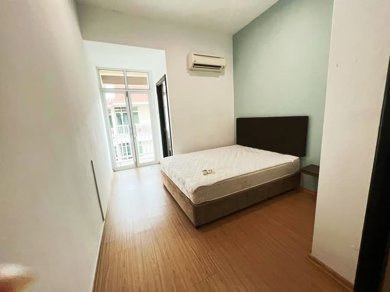 Banglo Pautan untuk Disewa di Jelutong (Penang) - Jerry Tan - Bedroom - PropertyGuru.com.my