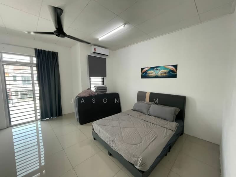 2-storey Terraced House for Sale in Austin Crest (Johor Bahru) - Jason Lim - Bedroom - PropertyGuru.com.my