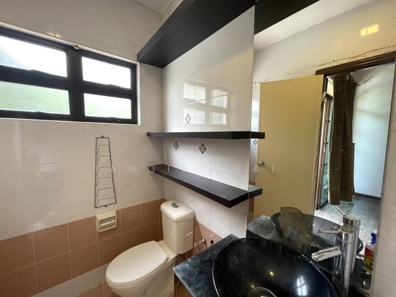 Rumah Bandar untuk Dijual di Sunway Damansara (Kota Damansara) - Angie Chai - Bathroom - PropertyGuru.com.my