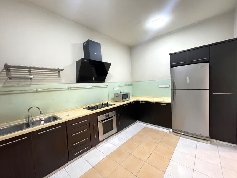 Rumah Bandar untuk Dijual di Sunway Damansara (Kota Damansara) - Angie Chai - Kitchen - PropertyGuru.com.my