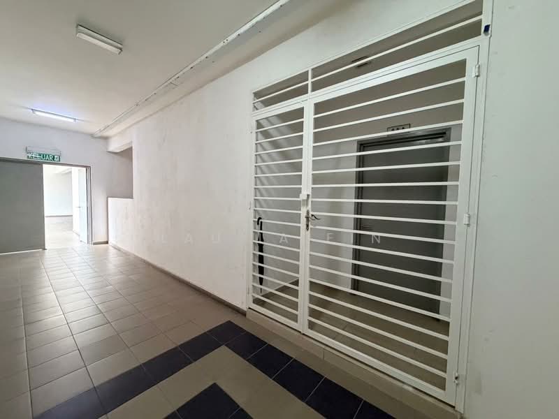 Condominium for Rent at T-Parkland - Lau Ia Ein - Corridor - PropertyGuru.com.my