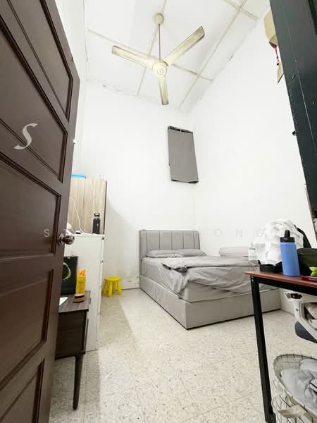 Rumah Teres 1 Tingkat untuk Dijual di Taman Desa Utama (Klang) - Stanley Hong - Bedroom - PropertyGuru.com.my