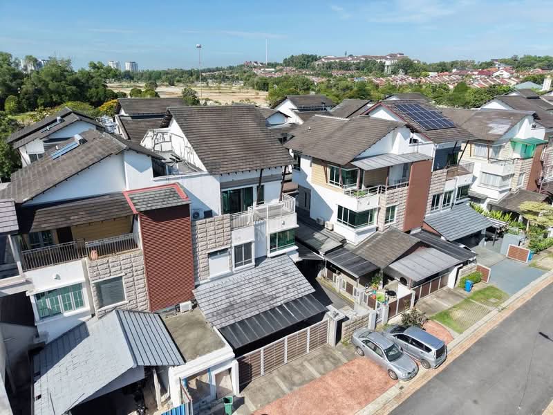 Semi-Detached House for Sale in Seksyen 13 (Shah Alam) - Azmi . - Exterior - PropertyGuru.com.my