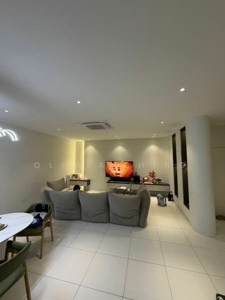 Rumah Kluster untuk Dijual di Taman Austin Heights (Tebrau) - Olivia Ching - Living Room - PropertyGuru.com.my