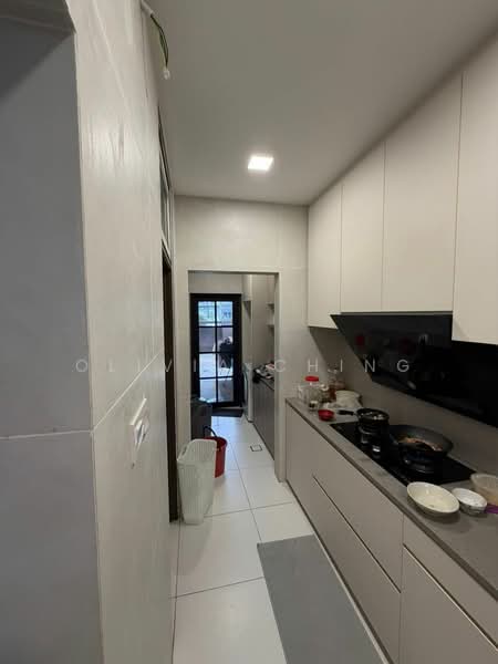 Rumah Kluster untuk Dijual di Taman Austin Heights (Tebrau) - Olivia Ching - Kitchen - PropertyGuru.com.my