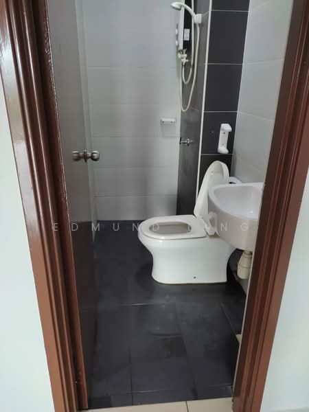 Apartment for Sale at Nusa Heights (Nusa Puncak) - Edmund Ling - Bathroom - PropertyGuru.com.my