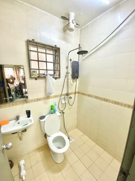 Apartment for Sale at Pangsapuri Tainia - Faliyana binti Muda - PropertyGuru.com.my