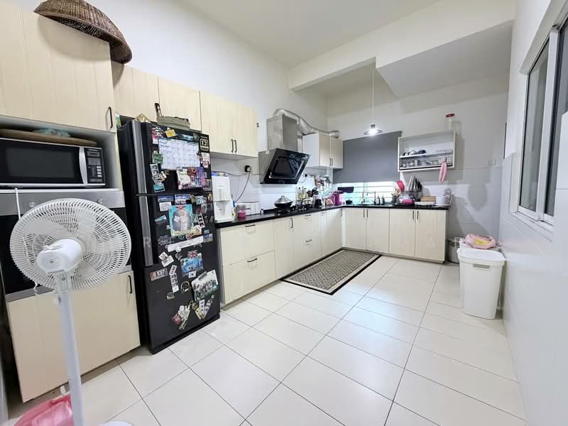 Rumah Teres 2 Tingkat untuk Dijual di Dengkil (Selangor) - Norfaizah Ahmad - Kitchen - PropertyGuru.com.my